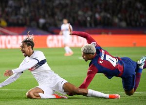 ริโอชี้ใบแดง ‘อเราโฮ่’ จุดเปลี่ยนบาร์ซ่ากระเด็นตกรอบ