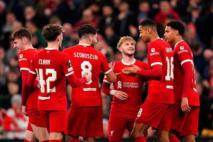 เผย ‘หงส์’ หวนใช้ชุดแข่ง ‘อาดิดาส’ เริ่มซีซั่น 2025/26