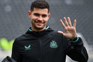 ‘กีมาไรส์’ ซื้อบ้านใกล้เมืองนิวคาสเซิ่ล ส่งสัญญาณอยู่ต่อ