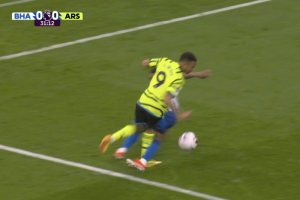 แลมพ์ตี้ย์เข้าบอล! โอฮาร่าชี้ ‘ปืน’ ไม่ควรได้จุดโทษ