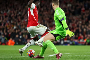 กูรูเสียงแตก! ทรอสซาร์เชื่อ ‘ปืน’ ควรได้จุดโทษ