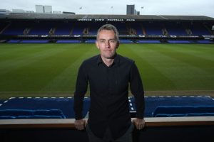 ไม่ไปไหน! ‘แม็คเคนน่า’ ต่อสัญญาอิปสวิช 4 ปี