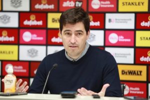 ‘อิราโอล่า’ ยังใจเย็นพร้อมคุยสัญญาใหม่เชอร์รี่ส์