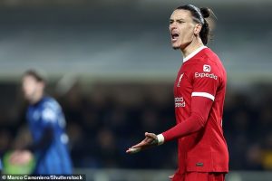 ขายก็ขาดทุน?…หงส์ยังไม่ส่งสัญญาณเลหลัง ‘หนูน’