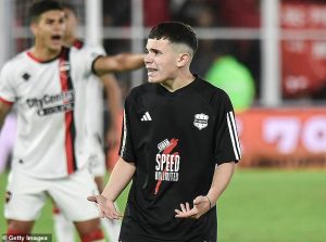 เด็ก 14 ทุบสถิติ ‘กุน’ อายุน้อยสุดลีกฟ้า-ขาว