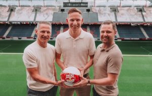 ‘ลินเดอร์ส’ รับงานกุนซือเต็มตัวคุม ‘ซัลซ์บวร์ก’ ซีซั่นหน้า