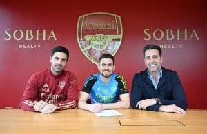 ‘จอร์จินโญ่’ สุดแฮปปี้จรดปากกาต่อสัญญา ‘ปืน’ อีกปี