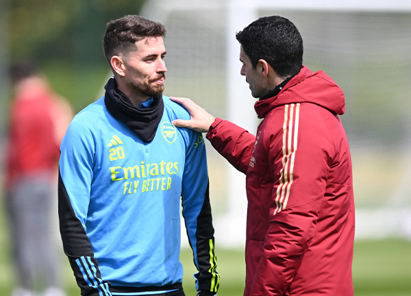 คนที่ใช่! จอร์จินโญ่เร้าปืนต่อสัญญายาว ‘พี่ต้า’