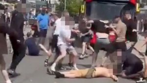 เกือบหลับแต่กลับมาได้! แฟน ‘ผี-เรือ’ ใส่นัวก่อนชิงเอฟเอ