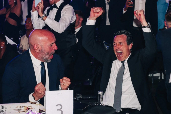 ขอเฮด้วย! ‘วิลล่า’ ร่วมฉลองเรือชนะไก่ช่วยไป UCL