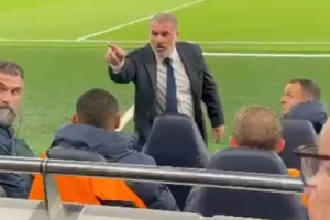 เผยคลิป ‘บิ๊กแอนจ์’ ชี้หน้าจวกแฟนไก่ให้โยนเกม