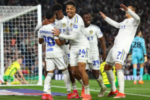 ‘ยูงทอง’ ถลุงนกขมิ้น 4-0 เข้าชิงเพลย์ออฟขึ้น EPL