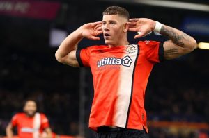 วิลล่าเสนอสัญญา 3 ปีดึง ‘บาร์คลี่ย์’ เติมขุมกำลัง