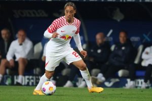 ‘ซิมม่อนส์’ พร้อมทำทุกทางย้ายเพื่อซบบาร์ซ่า