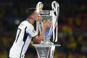 ‘บาซเกซ’ จ่อตกลงขยายสัญญาราชันอีกปี