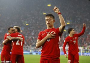 เก่งไม่แพ้กัน! จู๊ดอวย ‘กูแลร์’ ฝีเท้าเหนือกว่าตน