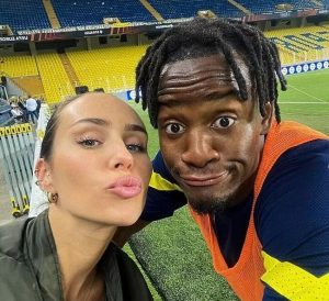 ภรรยาเผยเจอข้อความข่มขู่หลังข่าว ‘มิชี่’ ลาเฟเนร์ฯซบกาลาฯ