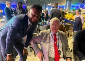 ไม่เคืองแล้ว! ‘มิเกล’ สบโอกาสแชะรูปคู่ ‘ป๋า’