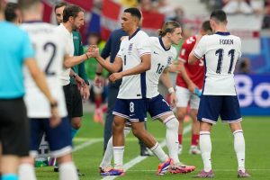 คาร์ร่าชี้ ‘เซาธ์เกต’ ต้องปรับทีมดร็อป ‘เทรนท์,โฟเดน’