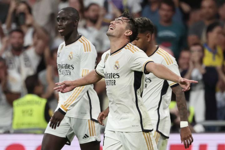 ปืนเล็งเป้าคว้า ‘ดิอาซ’ ยกระดับขุมกำลังแนวรุก