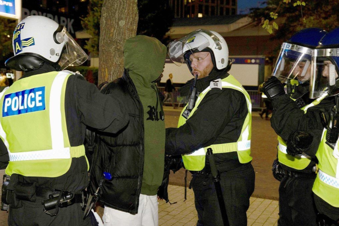 โดนเพียบ! ตำรวจจับ 53 รายก่อเหตุวุ่นวายนัดชิง UCL