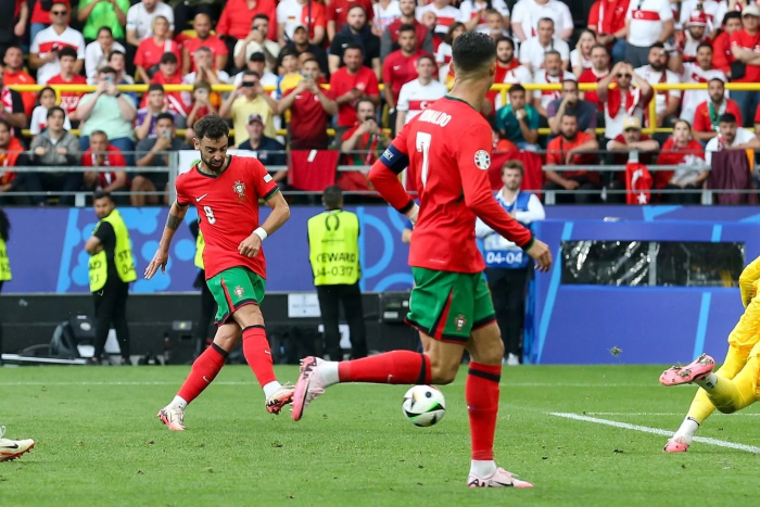 แบ่งกันใช้! ‘โด้’ ขอใส่สตั๊ด ‘บรูโน่’ ลงครึ่งหลัง