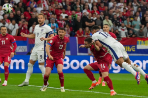 กร่อยจัด! ‘สิงโต-เซอร์เบีย’ ทำสถิติโอกาสยิงน้อยสุด