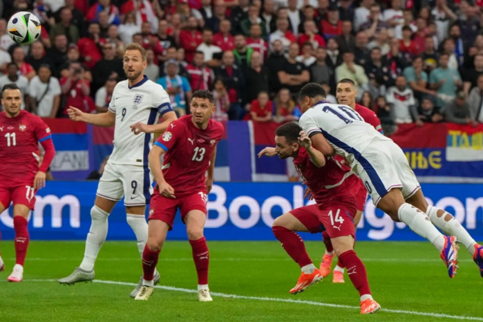 กร่อยจัด! ‘สิงโต-เซอร์เบีย’ ทำสถิติโอกาสยิงน้อยสุด