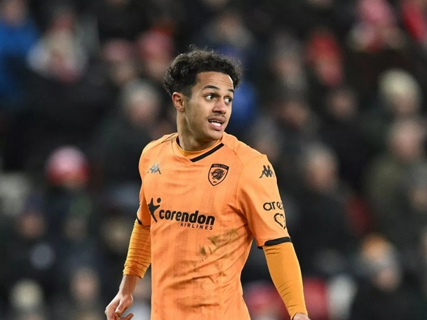 ‘คาร์วัลโญ่’ เนื้อหอมหลายทีมรุมจีบ