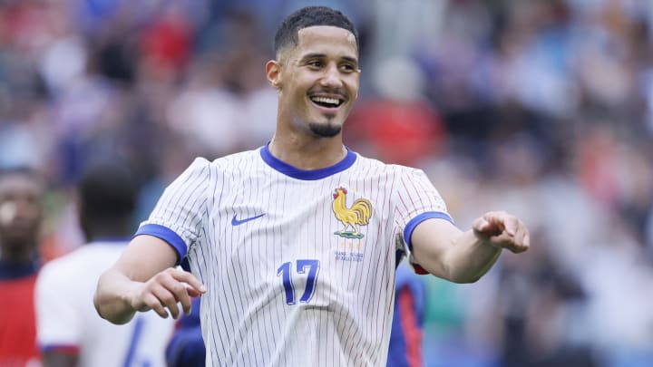 ฝรั่งเศสภักดี! ราชันเพิ่มชื่อ ‘ซาลิบา’ เป้าหมายเสริมแนวรับ