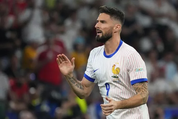 อำลาอีกราย! ‘ชิรูด์’ ประกาศรีไทร์ทีมชาติขอโฟกัสสโมสร