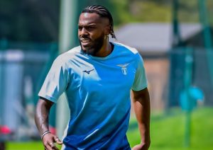 แฟนผวา! ‘ตาวาเรส’ เล่นให้ลาโอ้ 20 น.เจ็บอีกแล้ว