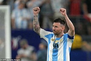 ‘เมสซี่’ เฟิร์มยังไม่รีไทร์ฟ้า-ขาว, ดิ มาเรีย ขอบาย