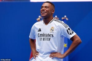 เอกสิทธิ์ราชัน! ‘ปธ.เป้’ เตรียมรับ BMW คันใหม่ก่อนเปิดซีซั่น