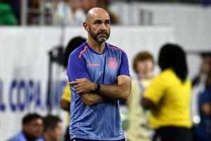 เอกวาดอร์เด้งโค้ชหลังดวลเป้าพ่ายฟ้า-ขาว