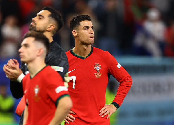 รามอสมีไว้ทำไม?! เมอร์ฟี่วิจารณ์ ‘โด้’ ไร้อิมแพ็ค