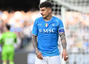 ไม่ย้ายไปไหน! นาโปลีเฟิร์ม ‘ดิ ลอเรนโซ่’ ยังเป็นกัปตันทีม