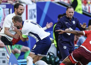 แค่ตะคริว! ‘เคน’ ยันไร้ปัญหาช่วยสิงโตเตะรอบรอง