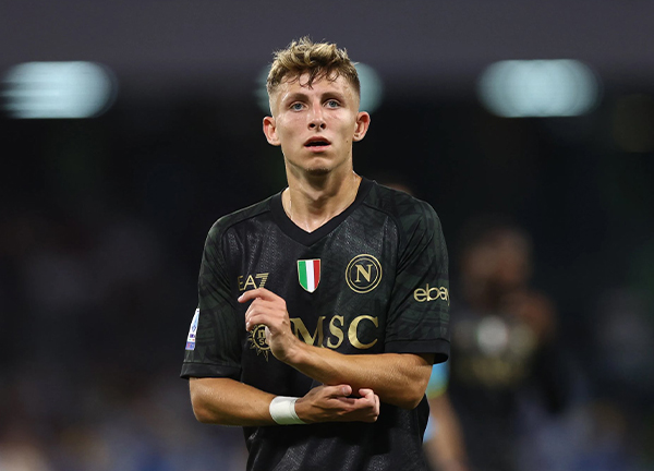 ทอฟฟี่เปิดฉากถกนาโปลีหวังเซ็น ‘ลินด์สตรอม’