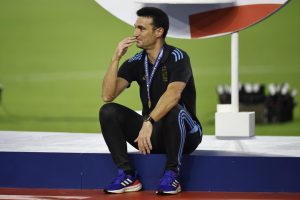 ‘สคาโลนี่’ ปลื้มฟ้า-ขาว ทุ่มสุดตัวซิวแชมป์ยิ่งใหญ่