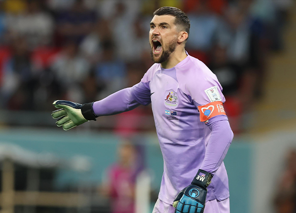 โรม่าคุยลงตัวใกล้เซ็นฟรี ‘ไรอัน’ เฝ้าเสา