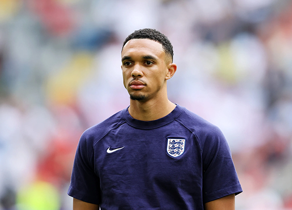 ราชันสนดึง ‘เทรนท์’ อัพขุมกำลัง-นักเตะเปิดกว้างย้าย