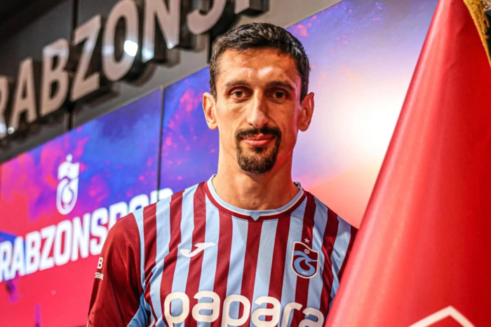 ‘ซาวิช’ ลาตราหมีเซ็นฟรีซบแทรปซอนสปอร์