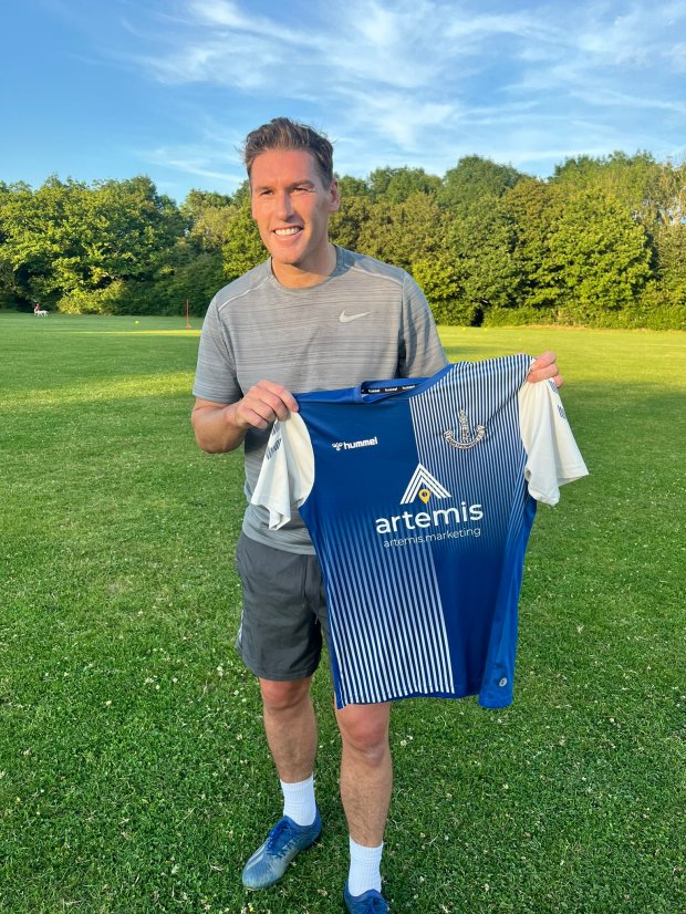 ‘แบร์รี่’ เลิกรีไทร์เซ็นทีมนอกลีก