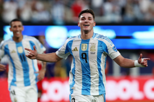 อัลวาเรซ,เมสซี่คนละตุง! ‘ฟ้าขาว’ อัดแคนาดา 2-0 เข้าชิงโกปา