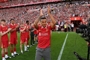 บาร์ซ่าทาบ ‘ธิอาโก้’ เป็นสตาฟฟ์หลังแขวนสตั๊ด