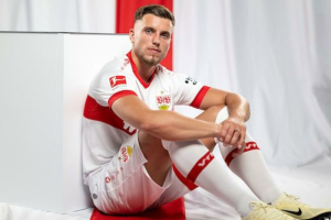 แทนกีราสซี่! ม้าขาวคว้า ‘เดมิโรวิช’ 26 ลย.