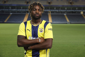 ‘มักซิแม็ง’ ลาซาอุฯ ยืมตัวซบเฟเนร์บาห์เช่