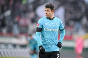 จิ้งจอกถกห้างยาปิดดีลยืม ‘ฮโลเซ็ค’ พ่วงซื้อขาด