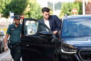 ค้างคาวเปิดสอบวินัย ‘มีร์’ ต้องคดีฉาว